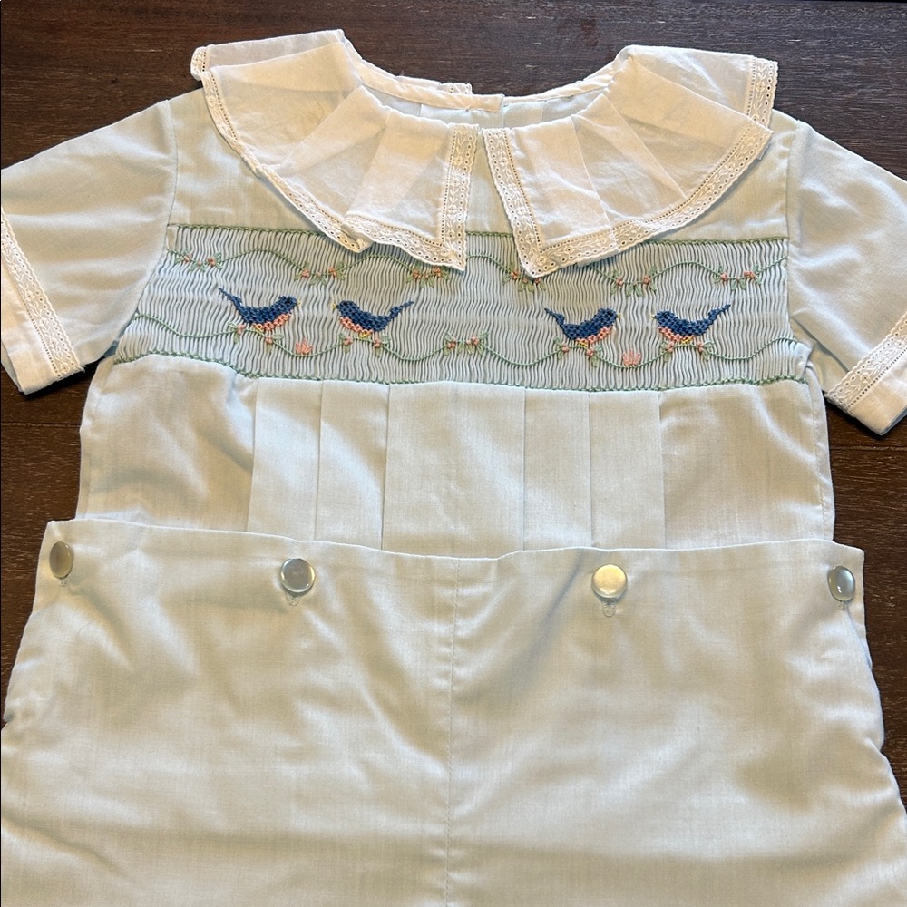 New No Brand Beautiful Smocked Blue Birds Pale Blue 2-Piece Romper